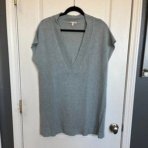Eileen Fisher soft blue hemp short-sleeve v-neck sweater tunic